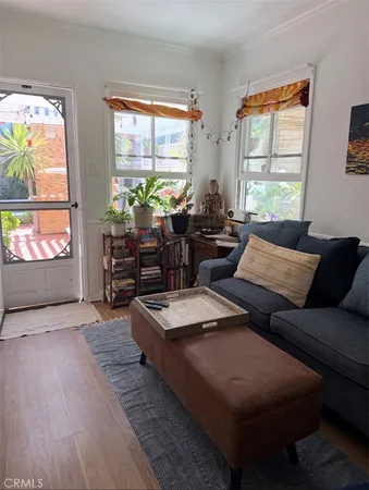 $1,999,000 | 337 Clemente Avenue, Avalon, CA 90704