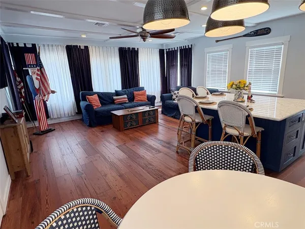$1,999,000 | 337 Clemente Avenue, Avalon, CA 90704