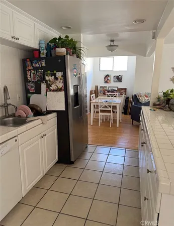 $1,999,000 | 337 Clemente Avenue, Avalon, CA 90704