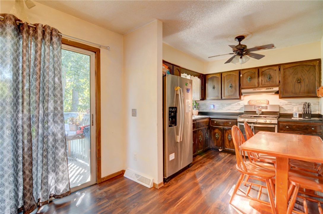 3620 North Dove Drive Decatur, IL 62526 - Photo 5 of 16 Gallery Image 5