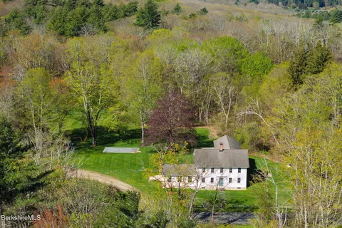 $2,150,000 | 304 Hickey Hill Road, Sheffield, MA 01257