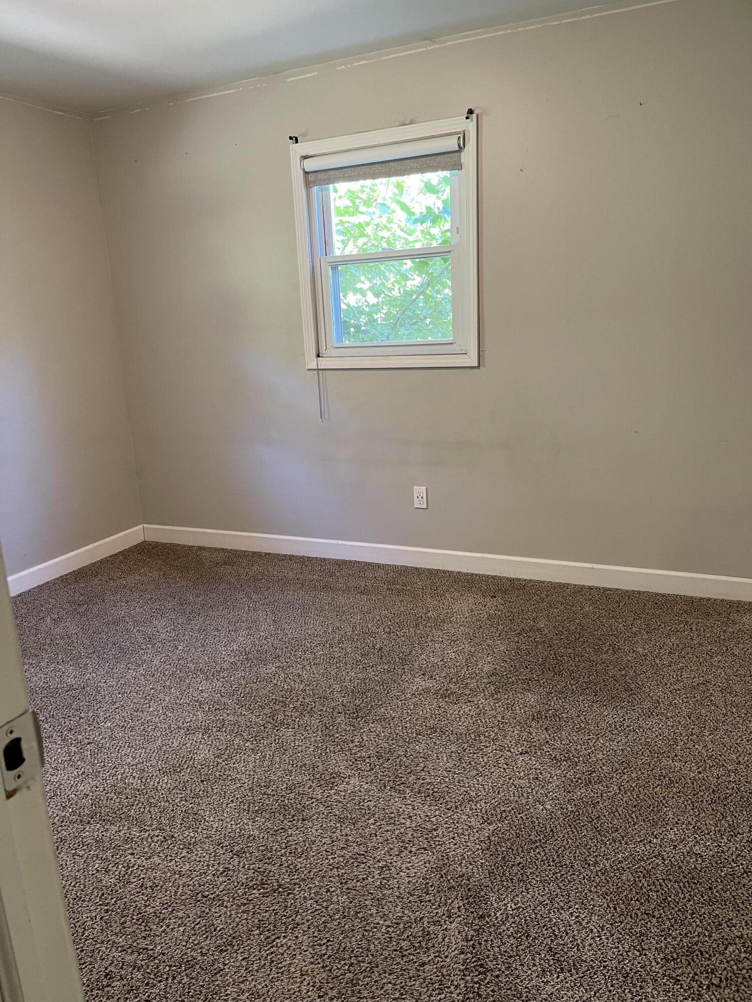 2580 East Ellis Road Muskegon, MI 49444 - Photo 11 of 13 7E4DDC4E-AD81-4A36-B346-463FE4F98759