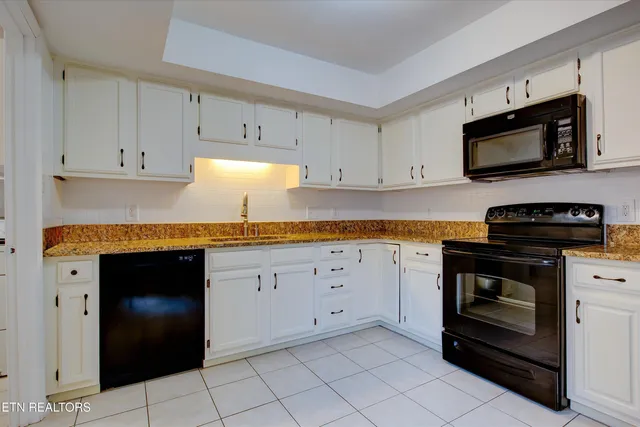 $439,000 | 8430 Woodbend Trail, Knoxville, TN 37919