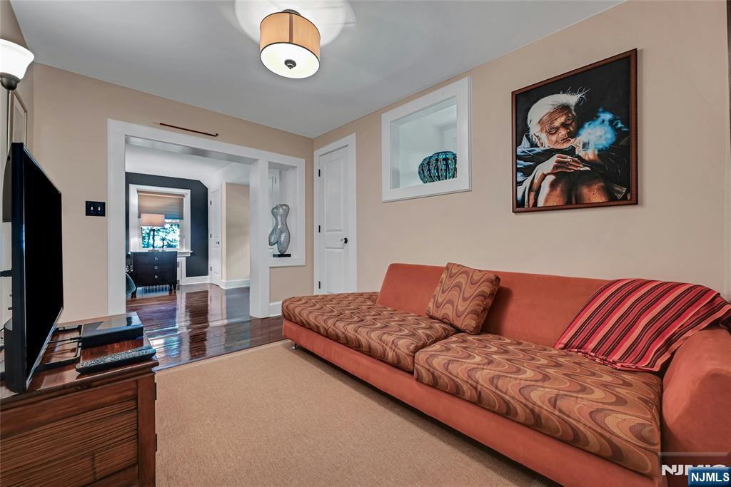730 River Road Teaneck, NJ 07666 - Photo 20 of 39