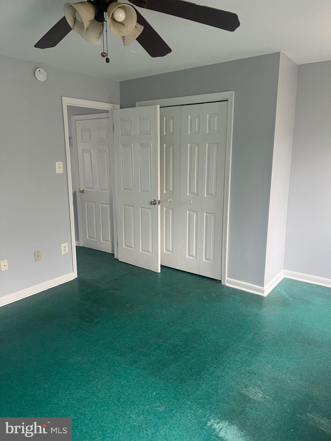 1917 Carpenter Street Philadelphia, PA 19146 - Photo 7 of 28 a view of an empty room with a ceiling fan