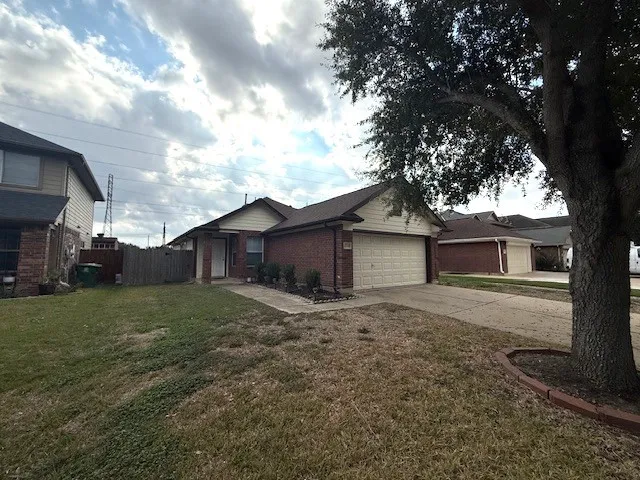 $1,775 | 6019 Greenpark Manor Lane, Houston, TX 77085