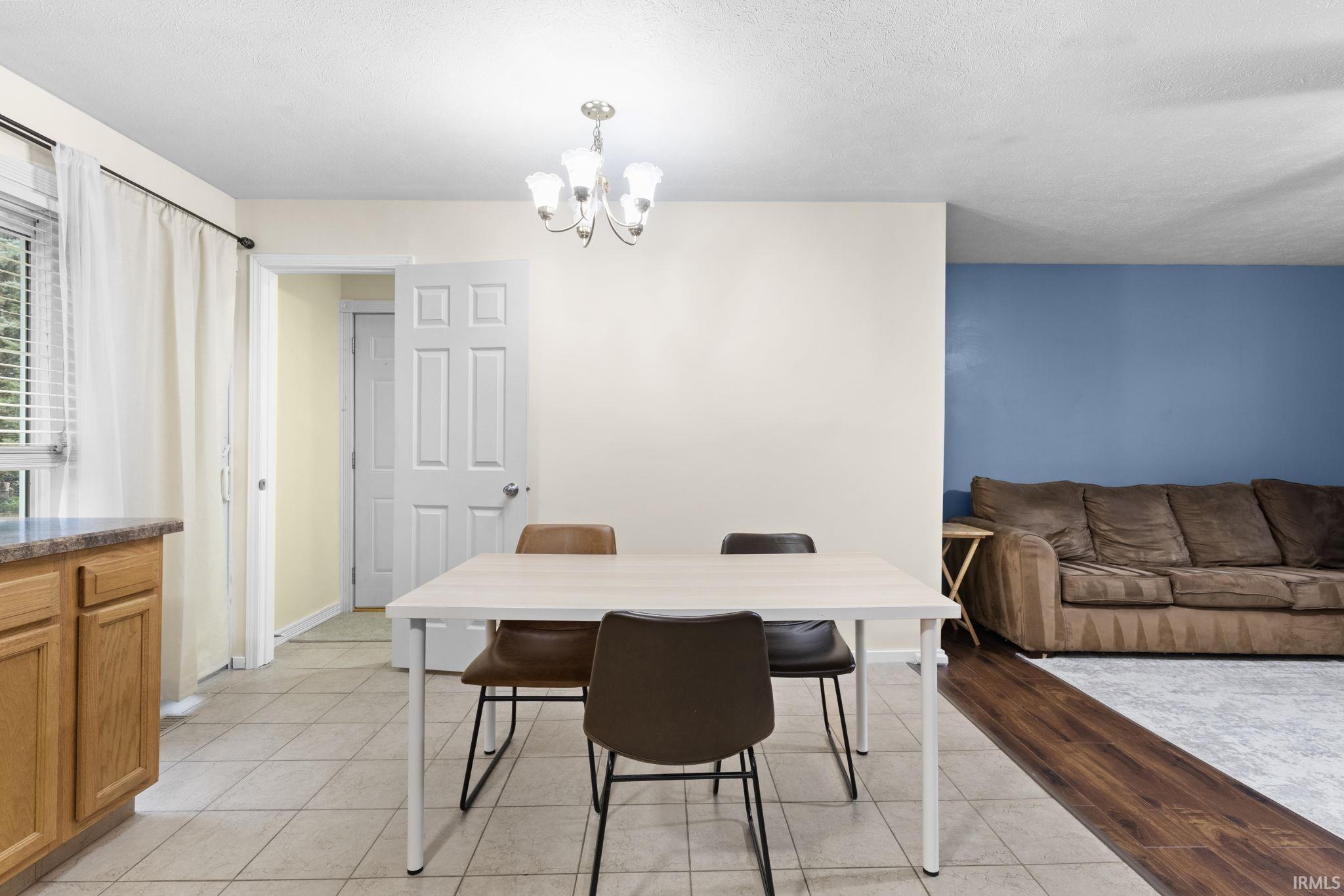 58915 Runway Road Elkhart, IN 46516 - Photo 7 of 25 Gallery Image 7