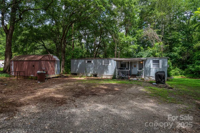 $759,900 | 1218 Highview Lane, Lincolnton, NC 28092