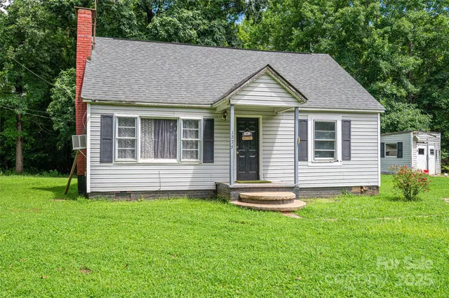 $759,900 | 1218 Highview Lane, Lincolnton, NC 28092