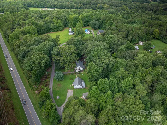 $759,900 | 1218 Highview Lane, Lincolnton, NC 28092