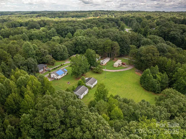 $759,900 | 1218 Highview Lane, Lincolnton, NC 28092