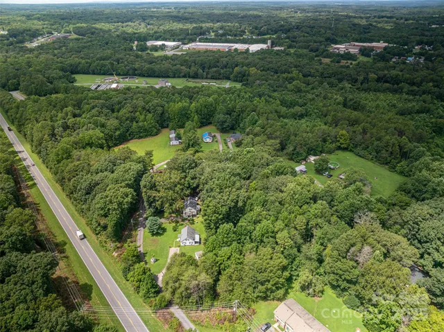 $759,900 | 1218 Highview Lane, Lincolnton, NC 28092