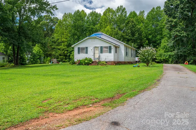 $759,900 | 1218 Highview Lane, Lincolnton, NC 28092