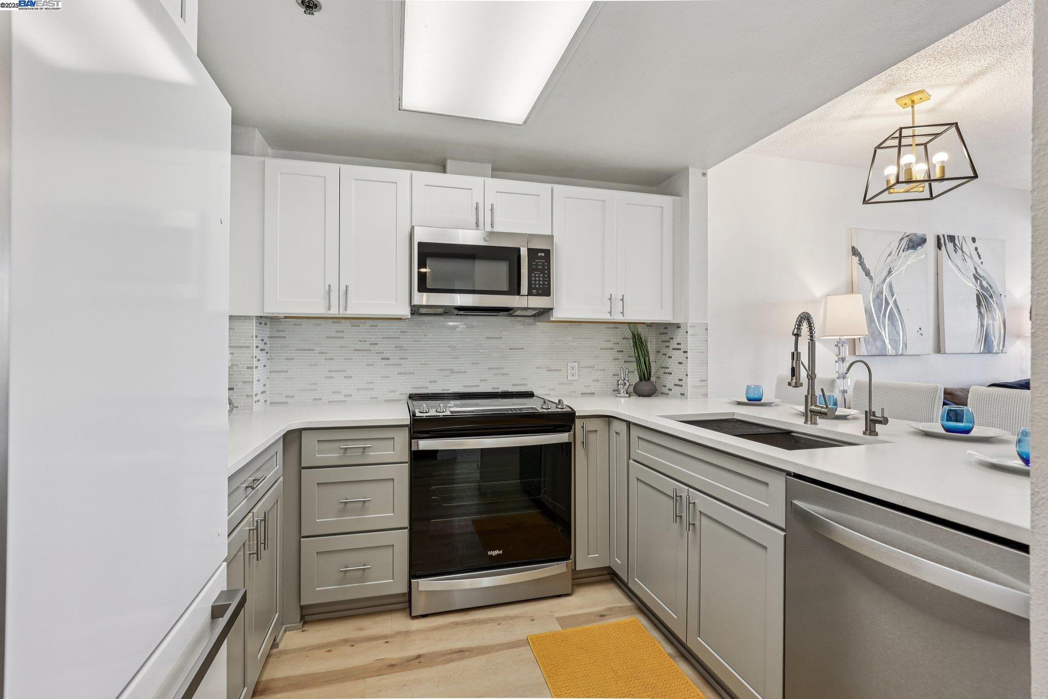 988 Franklin Street, Unit 609 Oakland, CA 94607 - Photo 15 of 22