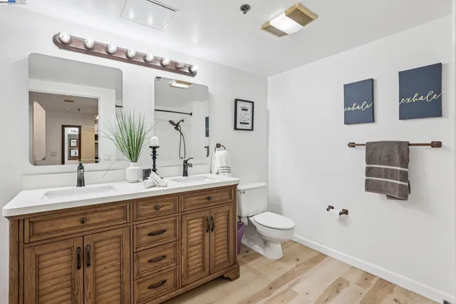 $298,000 | 988 Franklin Street, Unit 609, Oakland, CA 94607