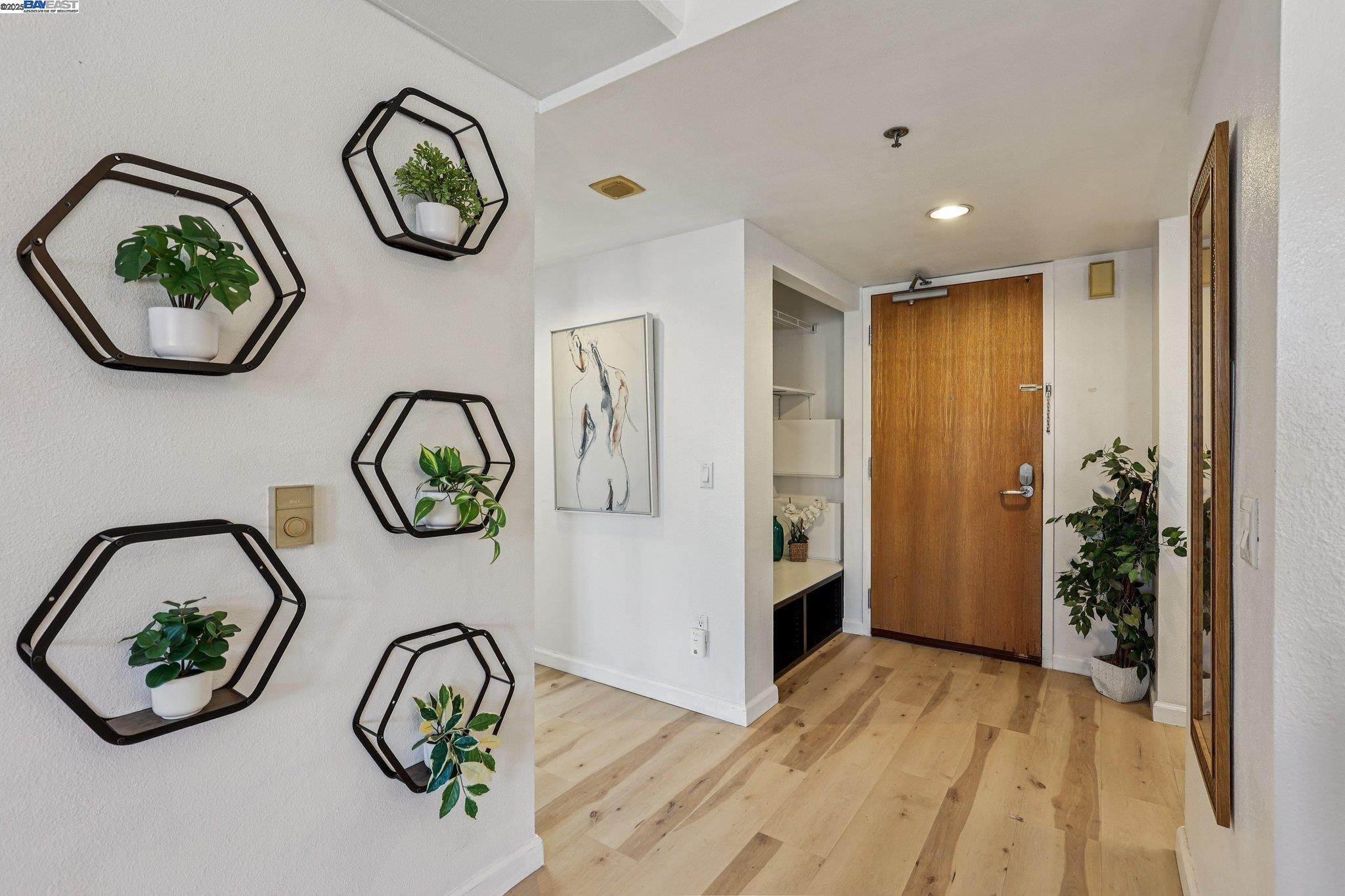 988 Franklin Street, Unit 609 Oakland, CA 94607 - Photo 9 of 22