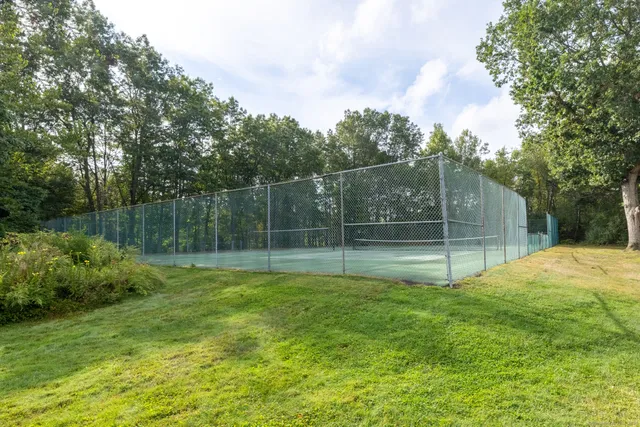 $234,900 | 111 Mallane Lane, Unit 19A, Naugatuck, CT 06770