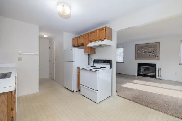 $234,900 | 111 Mallane Lane, Unit 19A, Naugatuck, CT 06770