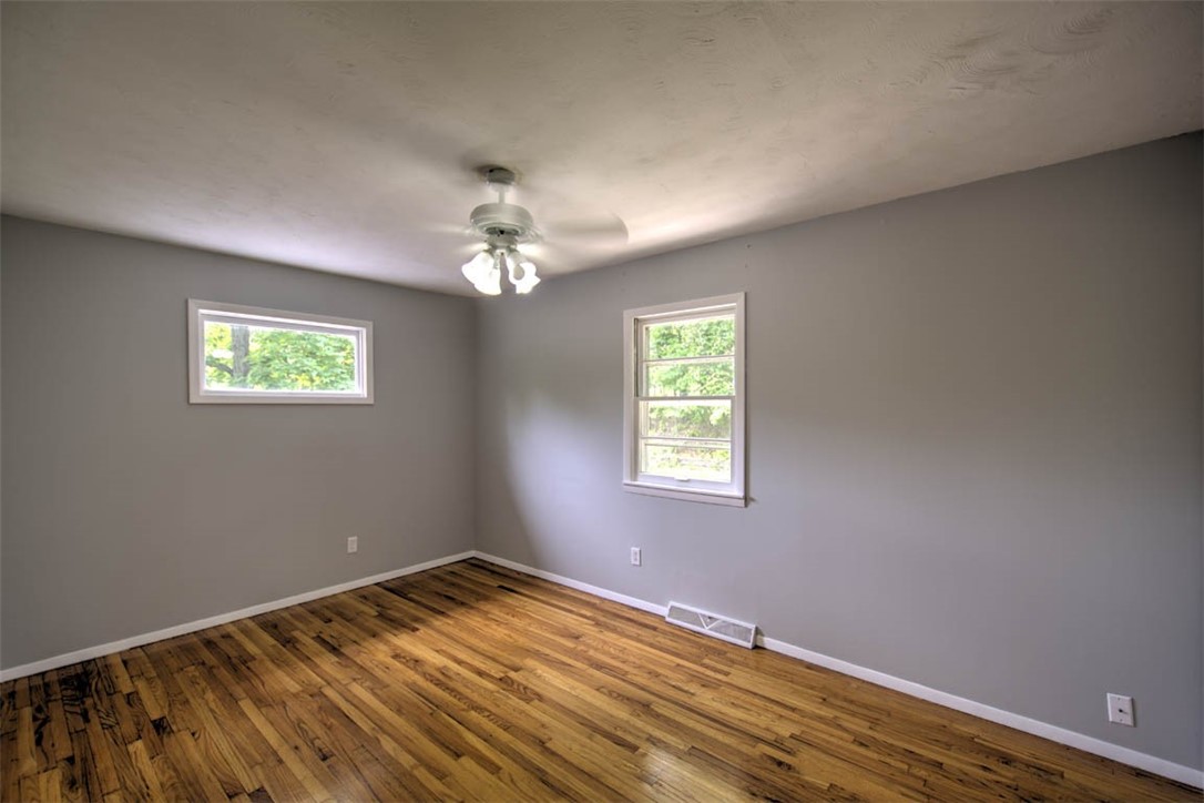 2339 South Rainwater Drive Decatur, IL 62521 - Photo 16 of 25