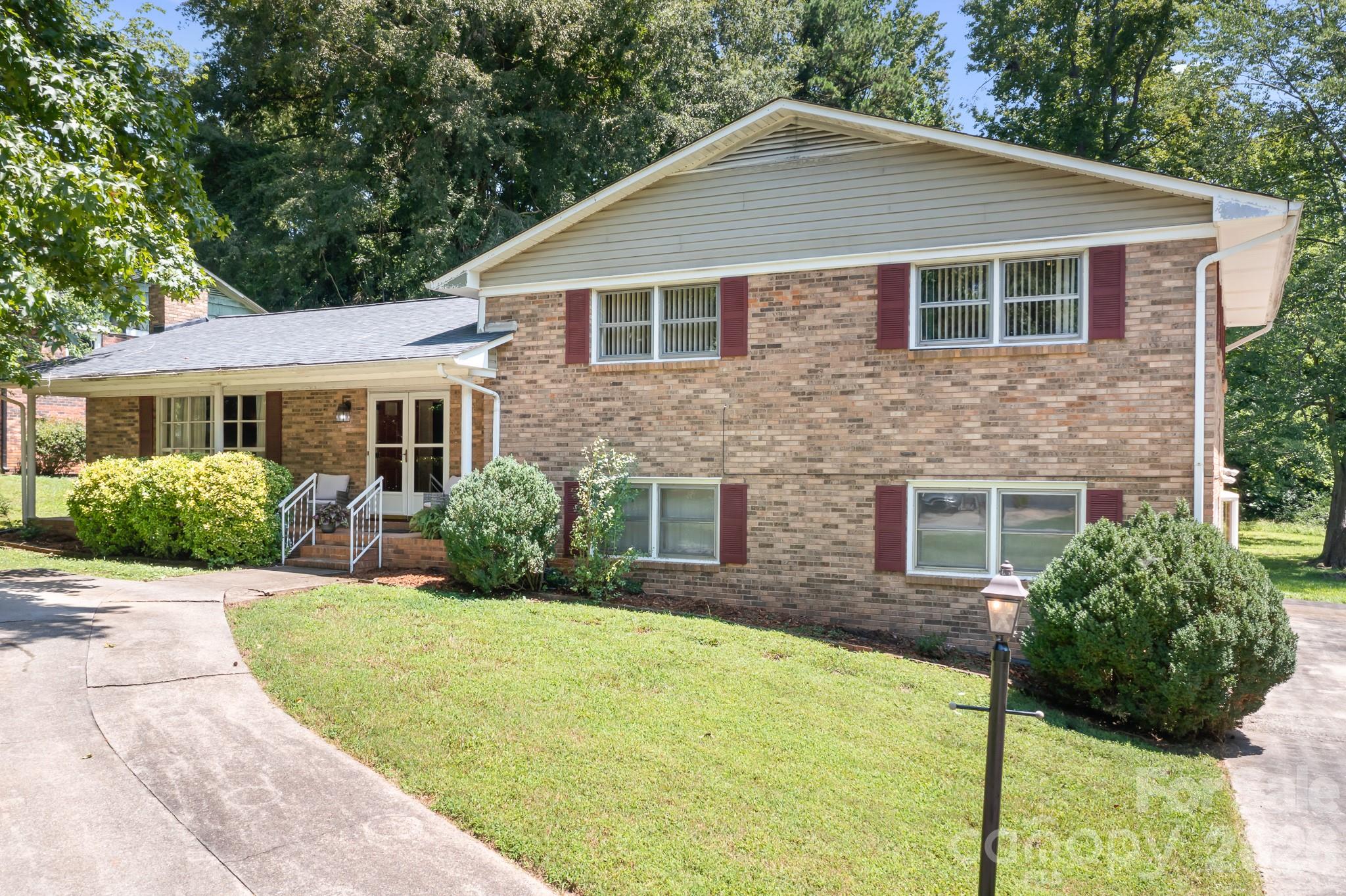 1009 Springs Road Lincolnton, NC 28092 - Photo 26 of 27 Gallery Image 26