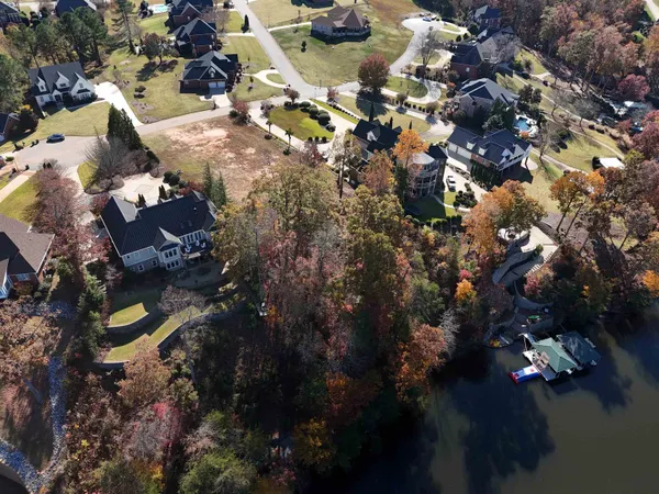 $499,000 | 208 East Caledonia Court, Inman, SC 29349