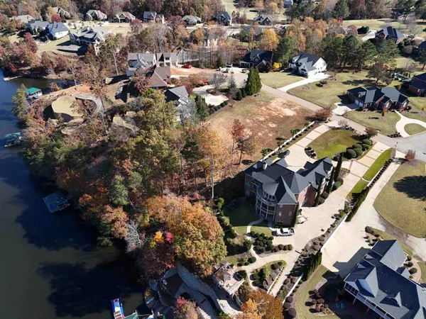 $499,000 | 208 East Caledonia Court, Inman, SC 29349