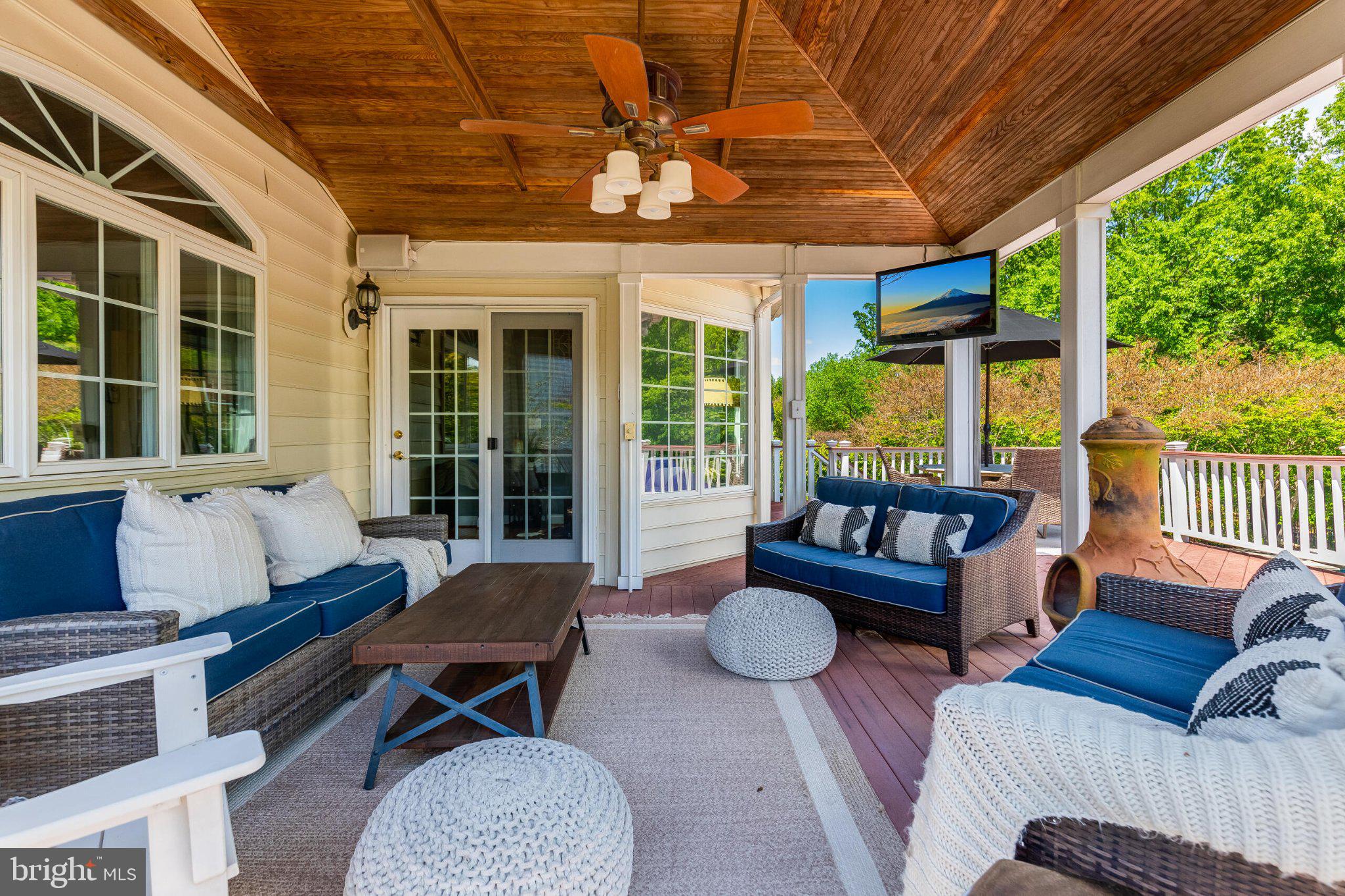 25554 Mimosa Tree Court Chantilly, VA 20152 - Photo 38 of 85 Charming porch for outdoor relaxation.