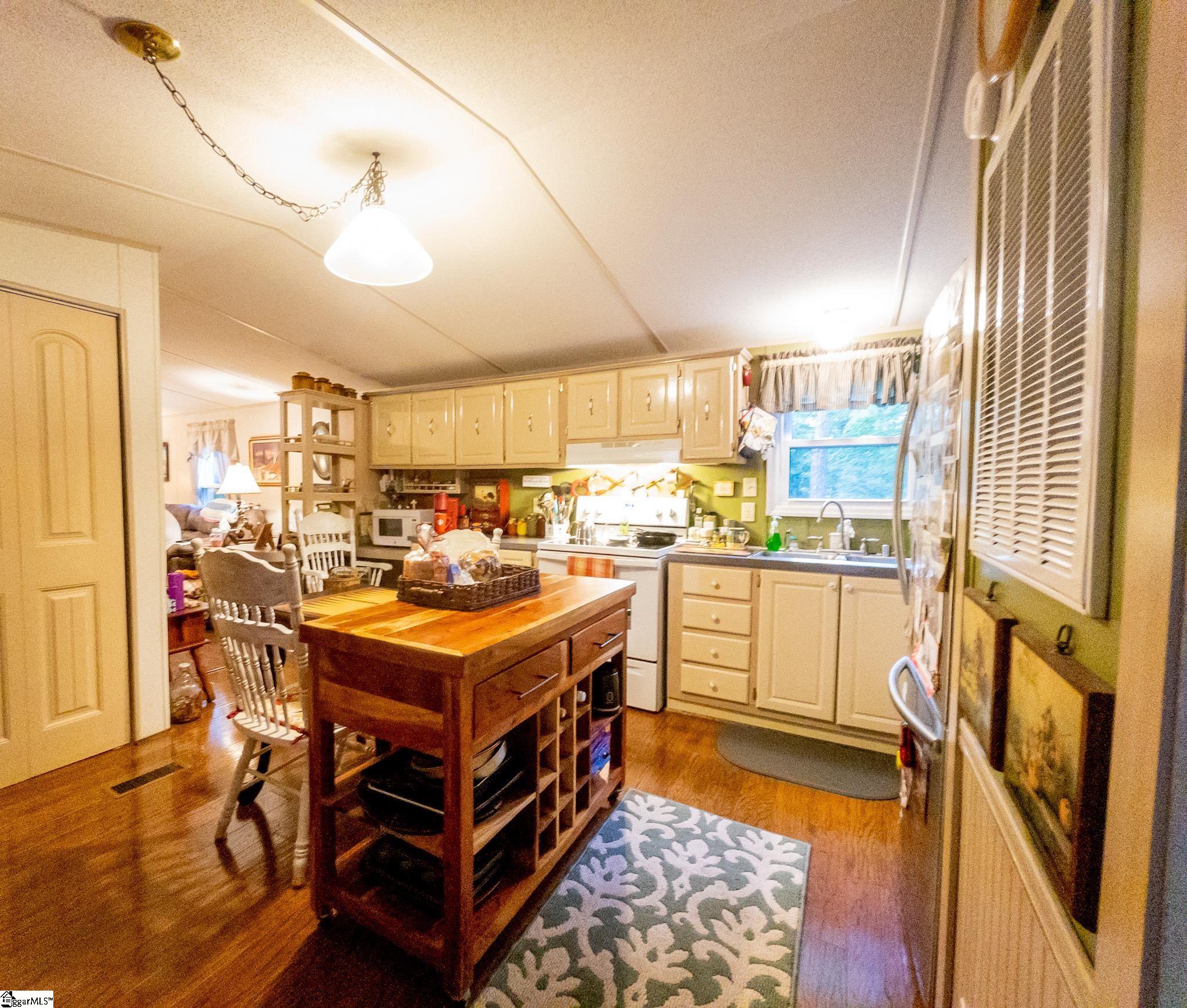 196 Kayla Court Enoree, SC 29335 - Photo 14 of 23 Gallery Image 14