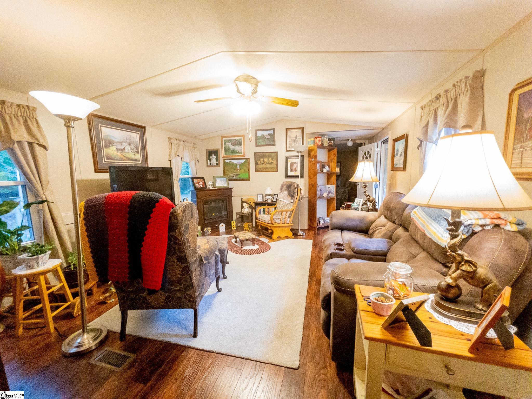 196 Kayla Court Enoree, SC 29335 - Photo 16 of 23 Gallery Image 16