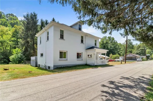 $150,000 | 936 Pike Run Drive, Coal Center, PA 15423