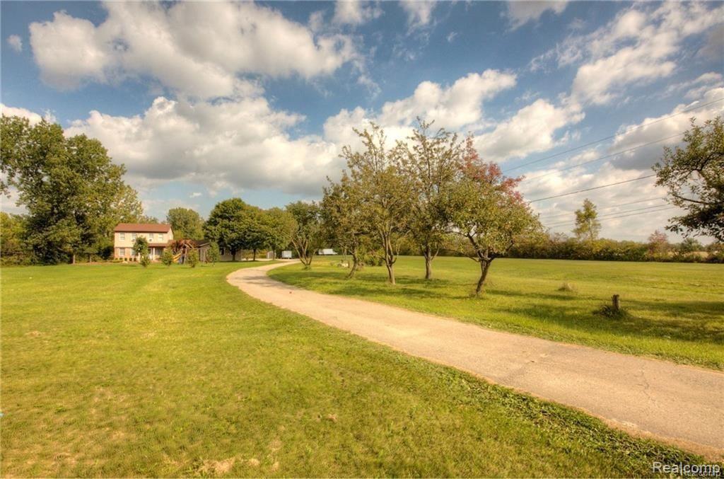 6100 Ridge Road Canton, MI 48187 - Photo 2 of 8
