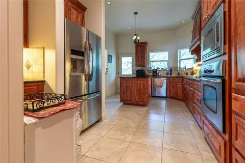 $535,000 | 8510 Linden Court, Granbury, TX 76049