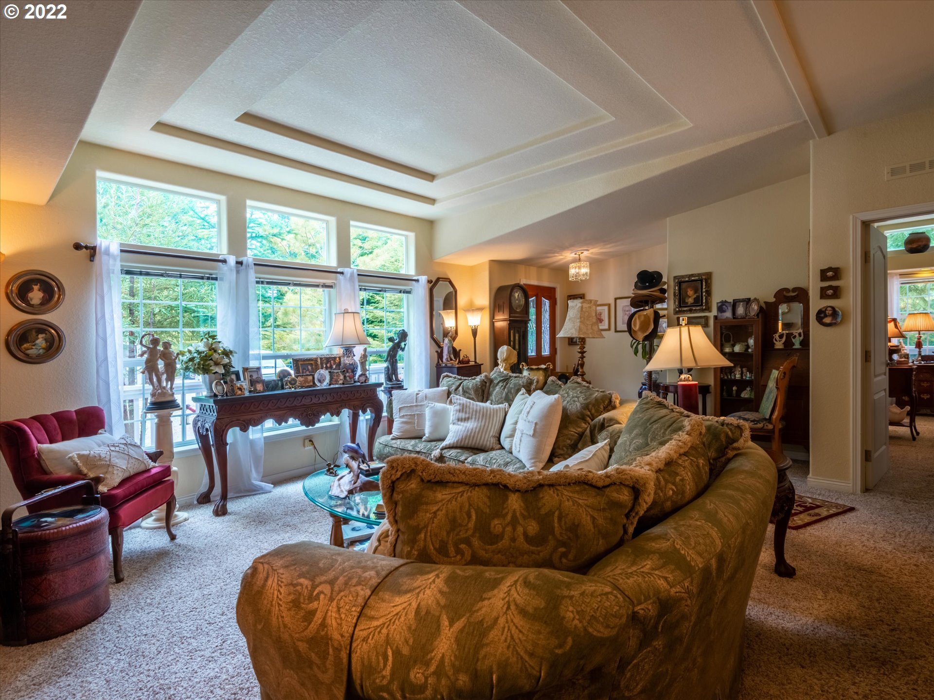 55815 Prosper Jct Road Bandon, OR 97411 - Photo 3 of 32 Living Room