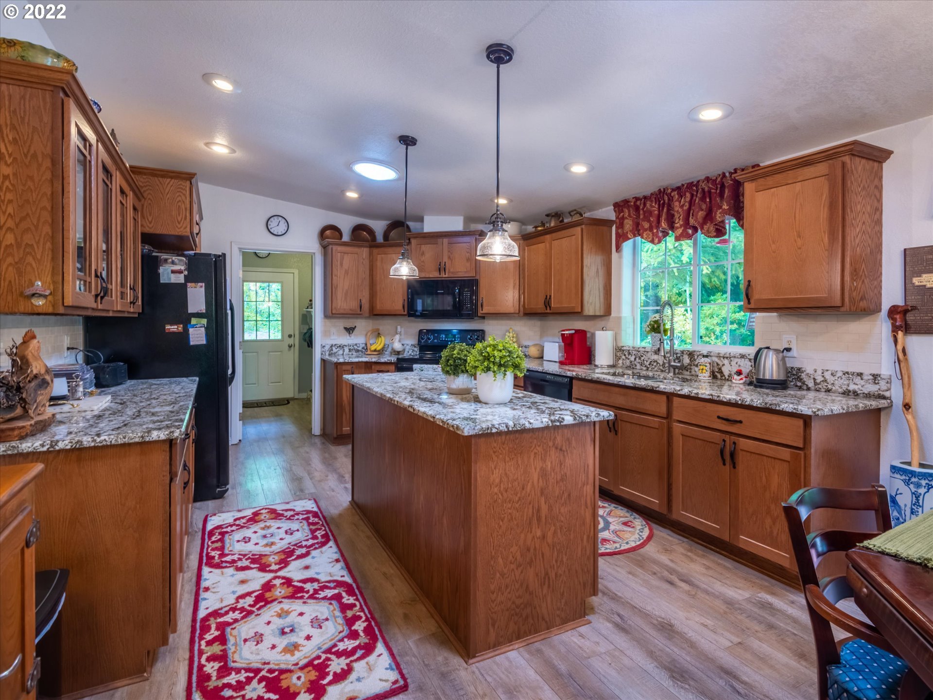55815 Prosper Jct Road Bandon, OR 97411 - Photo 8 of 32 Kitchen