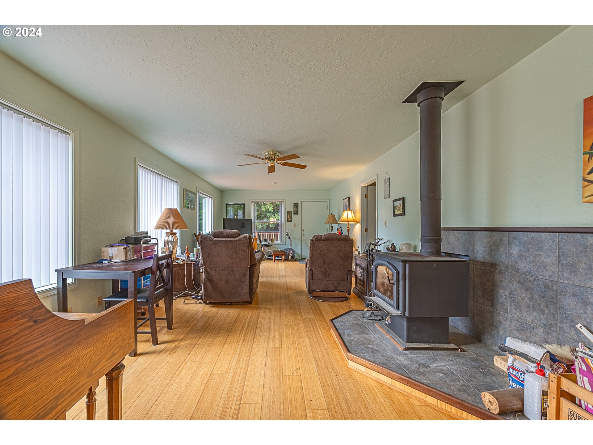 63848 Seven Devils Road Coos Bay, OR 97420 - Photo 6 of 36 Gallery Image 6