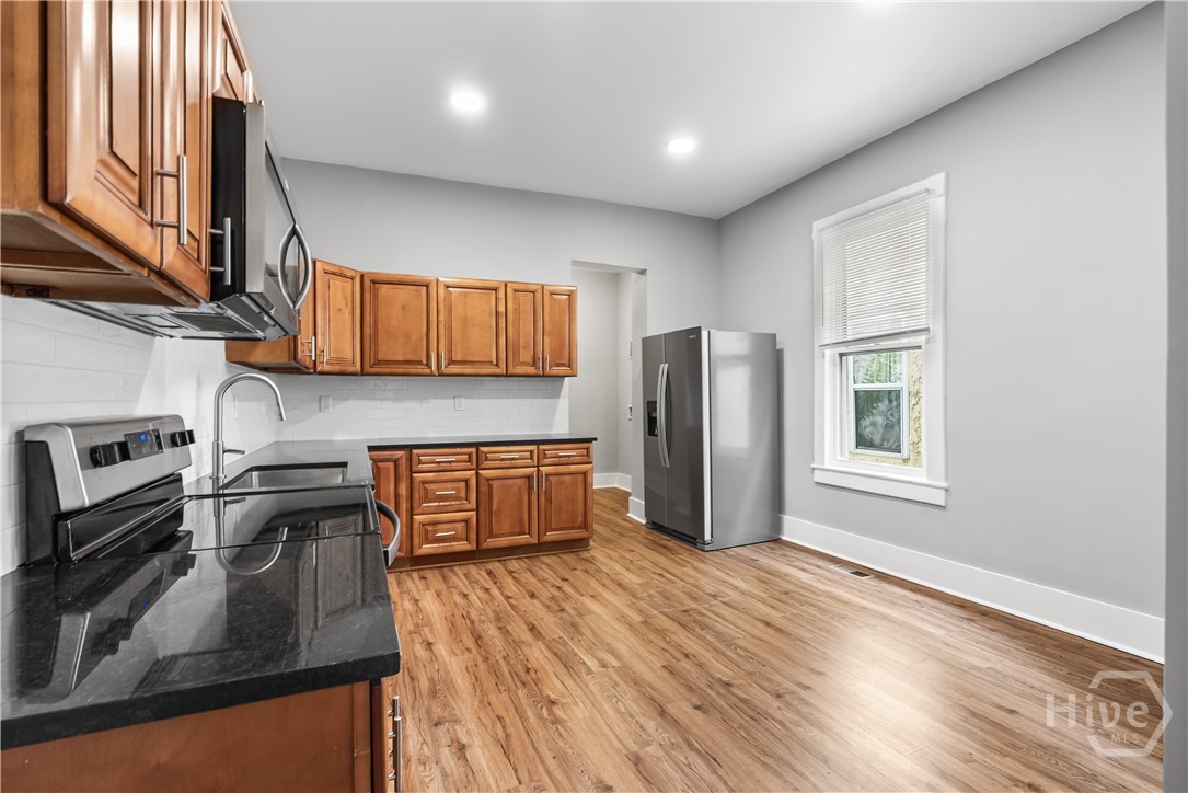 523 East 39th Street Savannah, GA 31401 - Photo 12 of 44