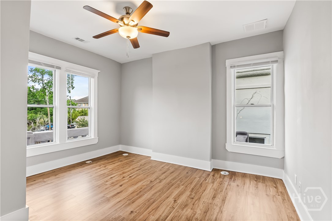 523 East 39th Street Savannah, GA 31401 - Photo 28 of 44