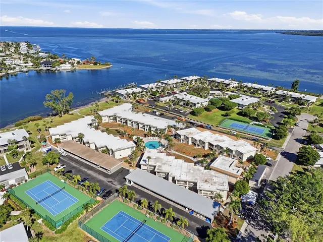 $399,000 | 6300 Flotilla Drive, Unit 72, Holmes Beach, FL 34217