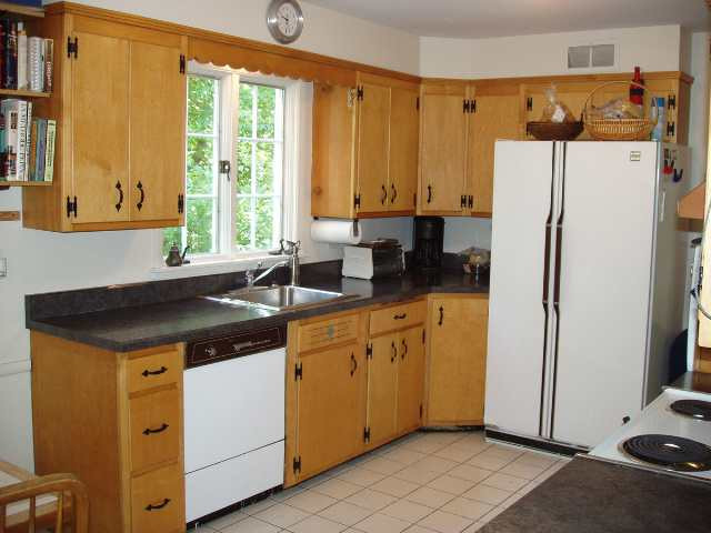 65 Paxwood Road Bethlehem, NY 12054 - Photo 4 of 12 Photo 4