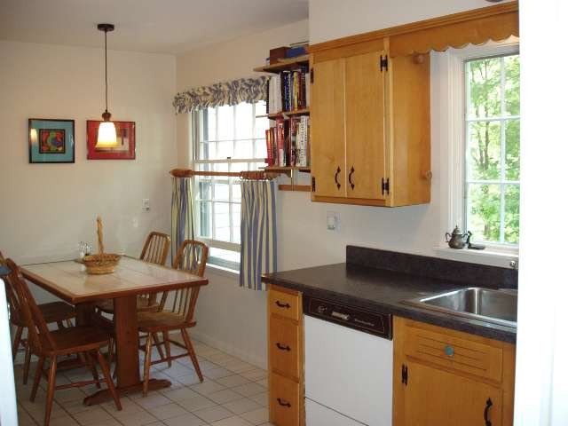 65 Paxwood Road Bethlehem, NY 12054 - Photo 5 of 12 Photo 5