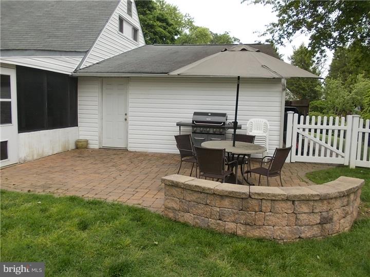 55 Fountain Road Levittown, PA 19056 - Photo 22 of 25 Patio