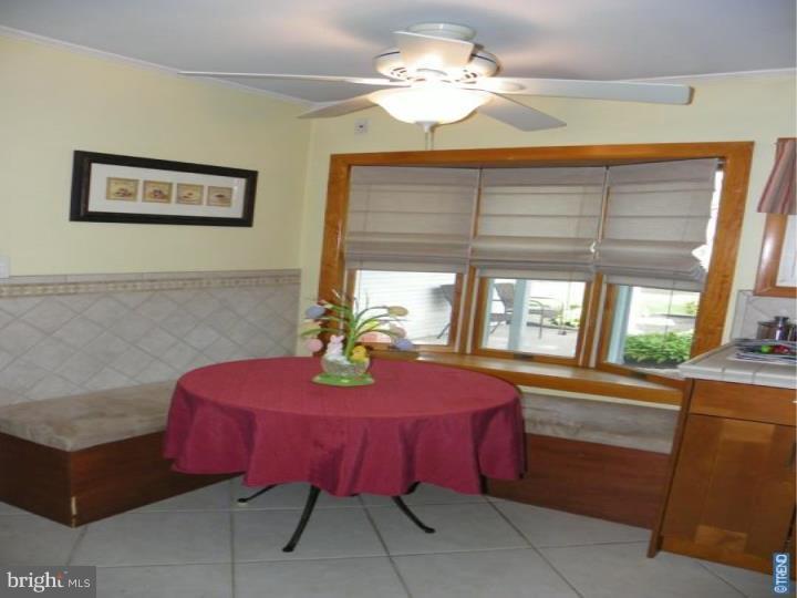 55 Fountain Road Levittown, PA 19056 - Photo 5 of 25 Kitchen