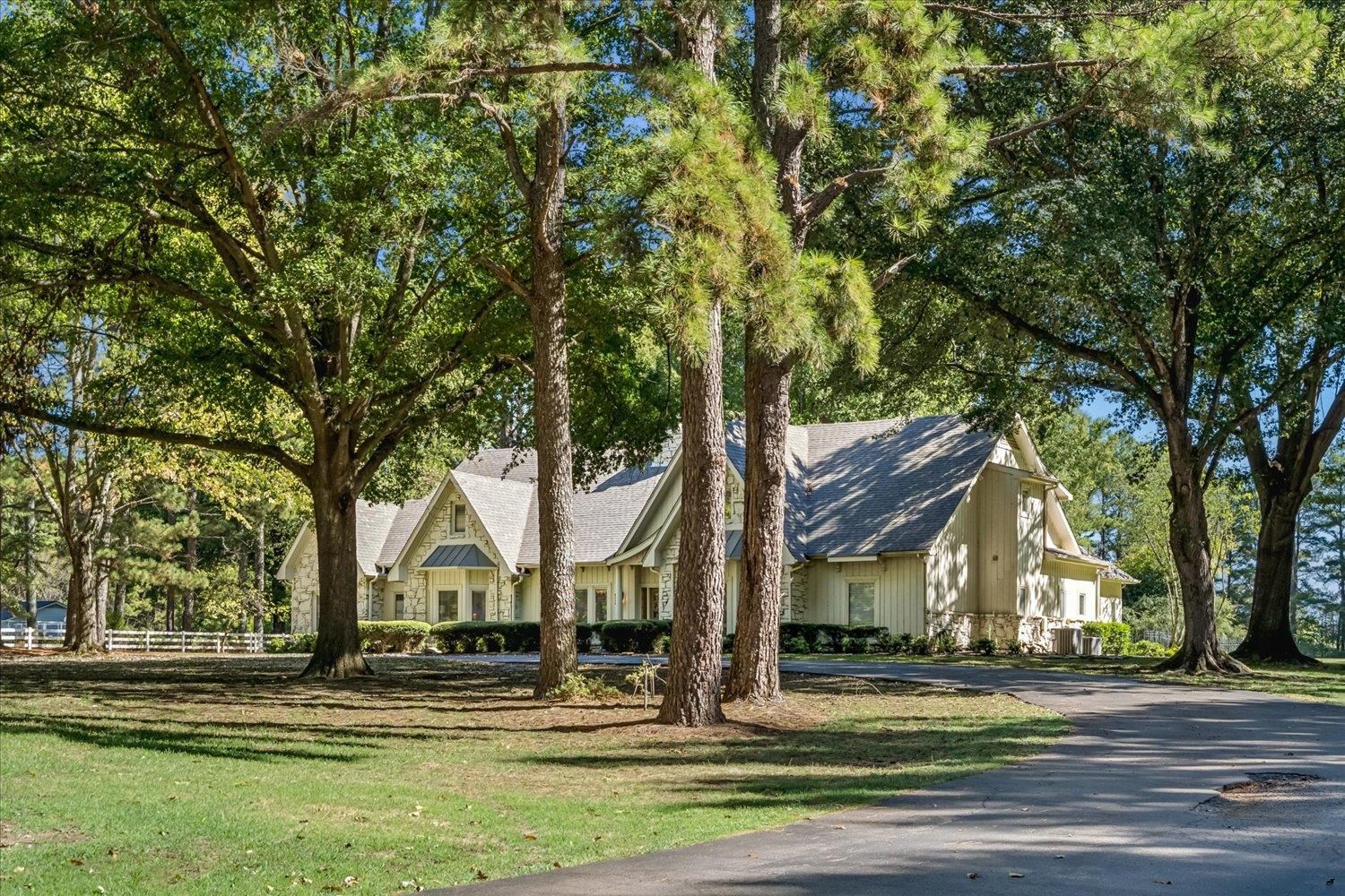 510 Bray Station Road Collierville, TN 38017 - Photo 3 of 37 Gallery Image 3