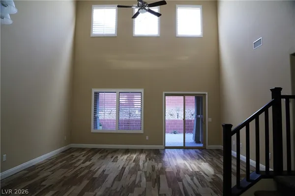 $2,595 | 5667 Oak Bend Drive, Las Vegas, NV 89135