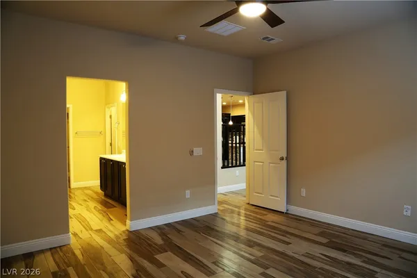 $2,595 | 5667 Oak Bend Drive, Las Vegas, NV 89135