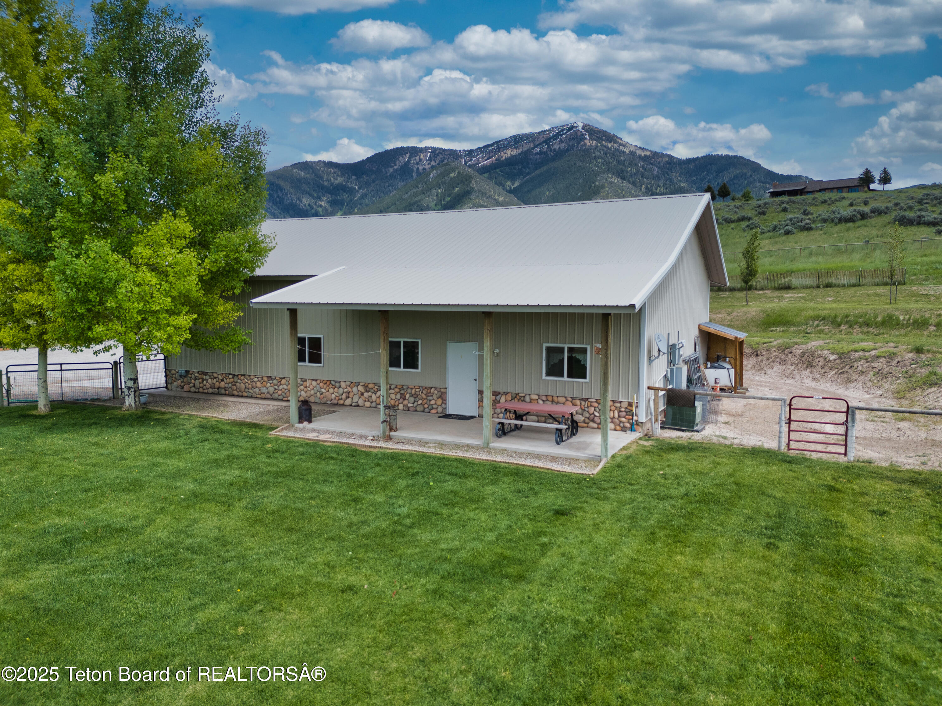 280 Cedar Circle Swan Valley, ID 83449 - Photo 29 of 32 28_280 Cedar Circle_For MLS-25