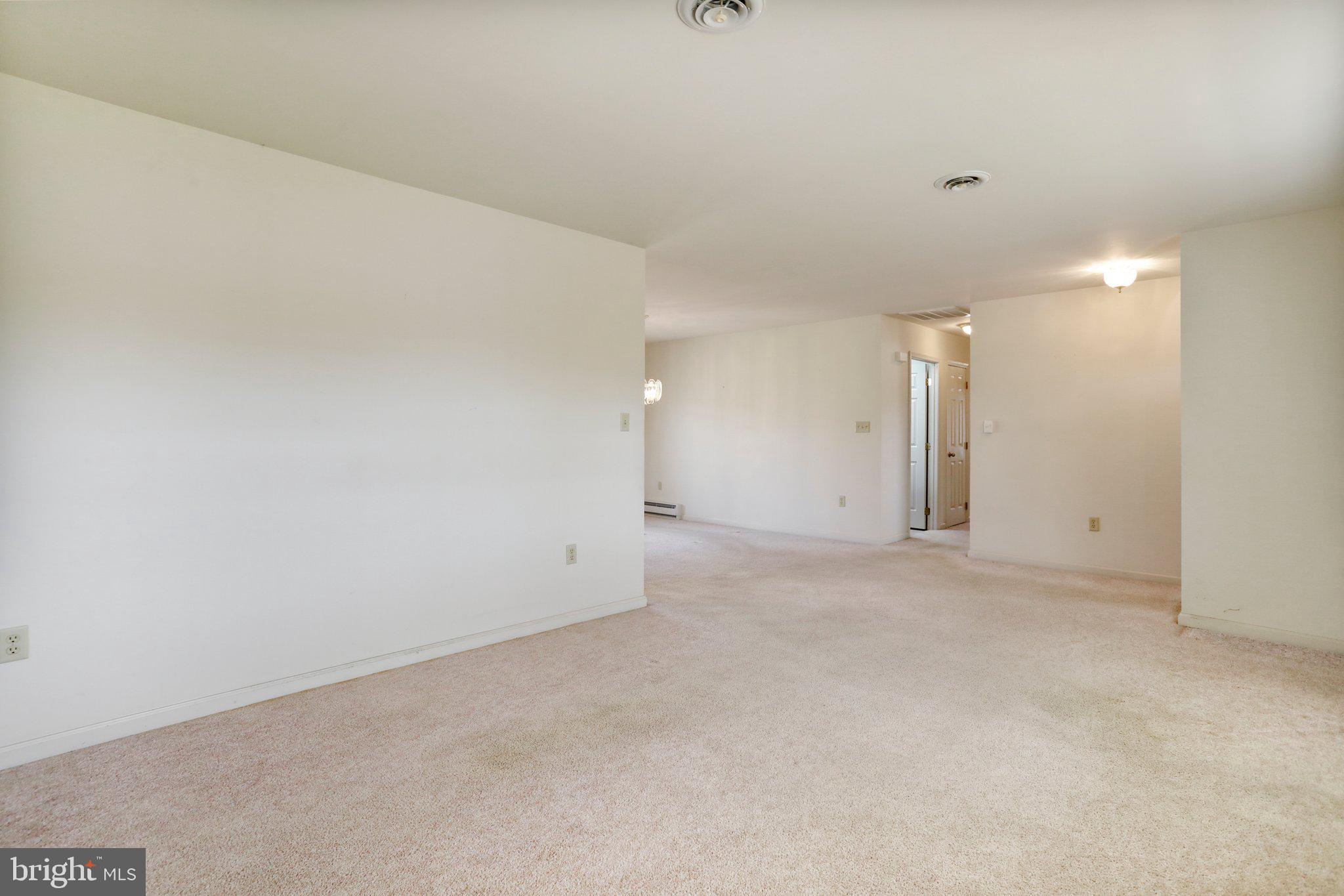 1207 Rabbit Court Hagerstown, MD 21740 - Photo 5 of 36 Gallery Image 5