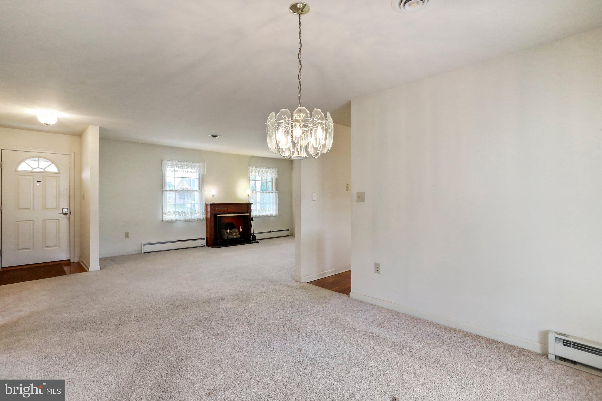 1207 Rabbit Court Hagerstown, MD 21740 - Photo 6 of 36 Gallery Image 6