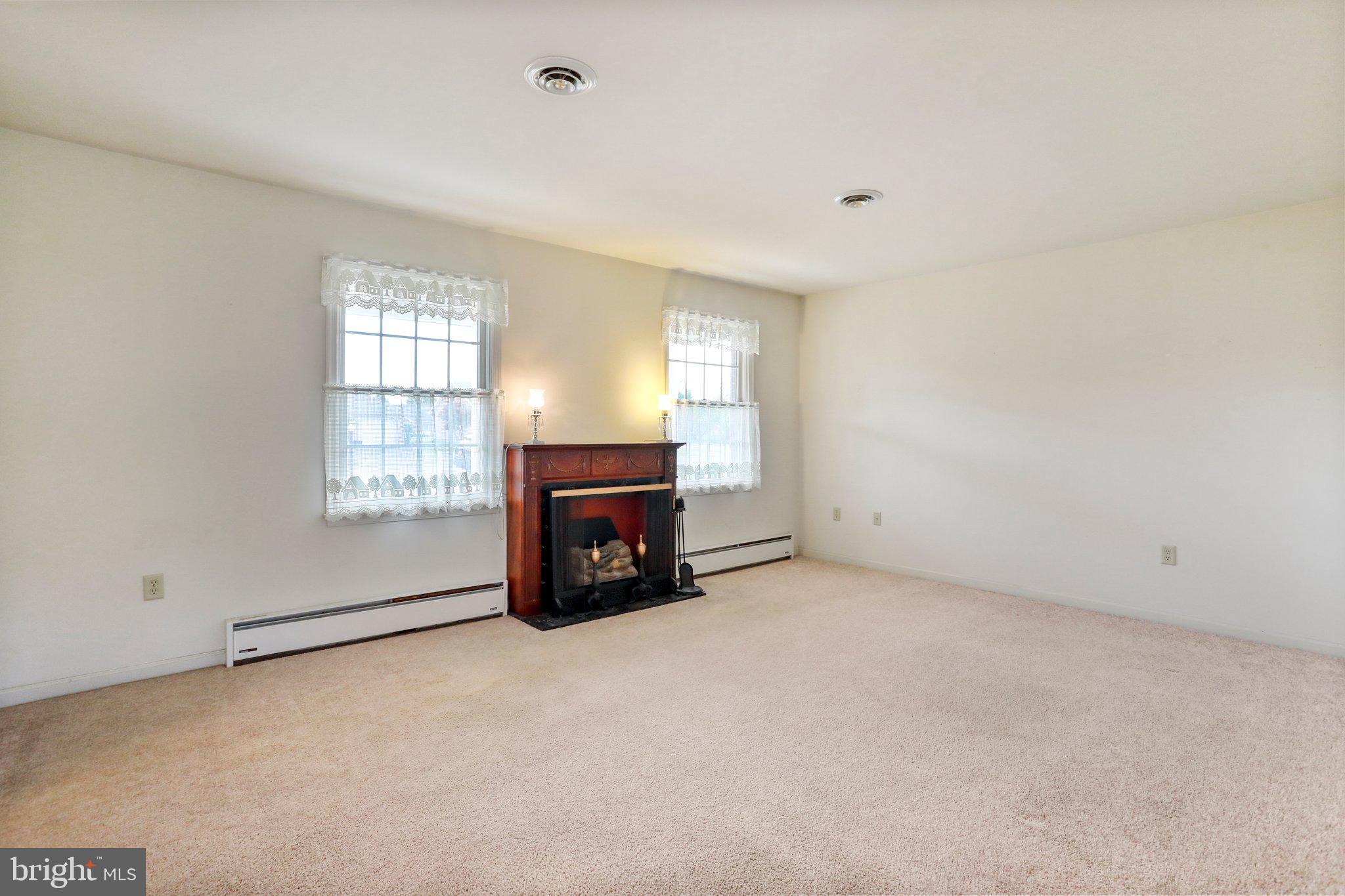 1207 Rabbit Court Hagerstown, MD 21740 - Photo 7 of 36 Electric Fireplace