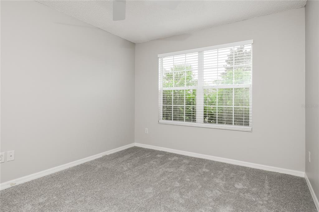 952 Talapia Loop The Villages, FL 32162 - Photo 11 of 16